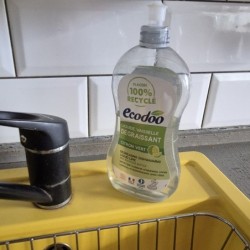 Detergent bio vase degresant cu otet si limeta