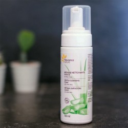Mousse-Gel curățare fata cu aloe vera 150ml - utilizare zilnica