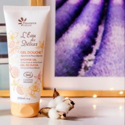 Gel de dus natural L’Eau des Délices Citrice și Flori albe 200ml